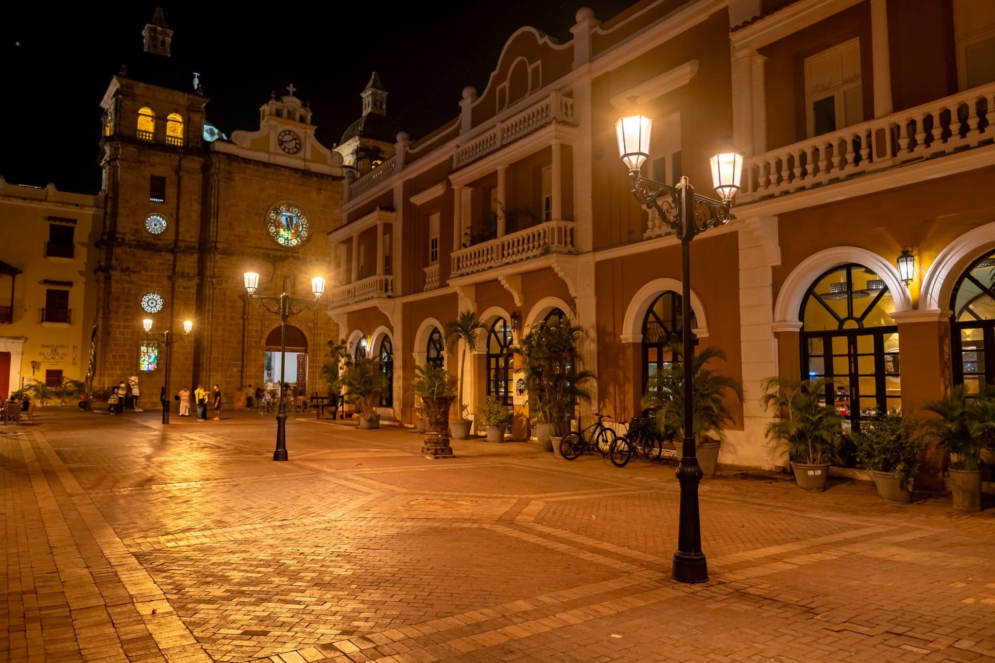 4. Cartagena de Indias PLAZA SAN PEDRO CLAVER 1 HDR