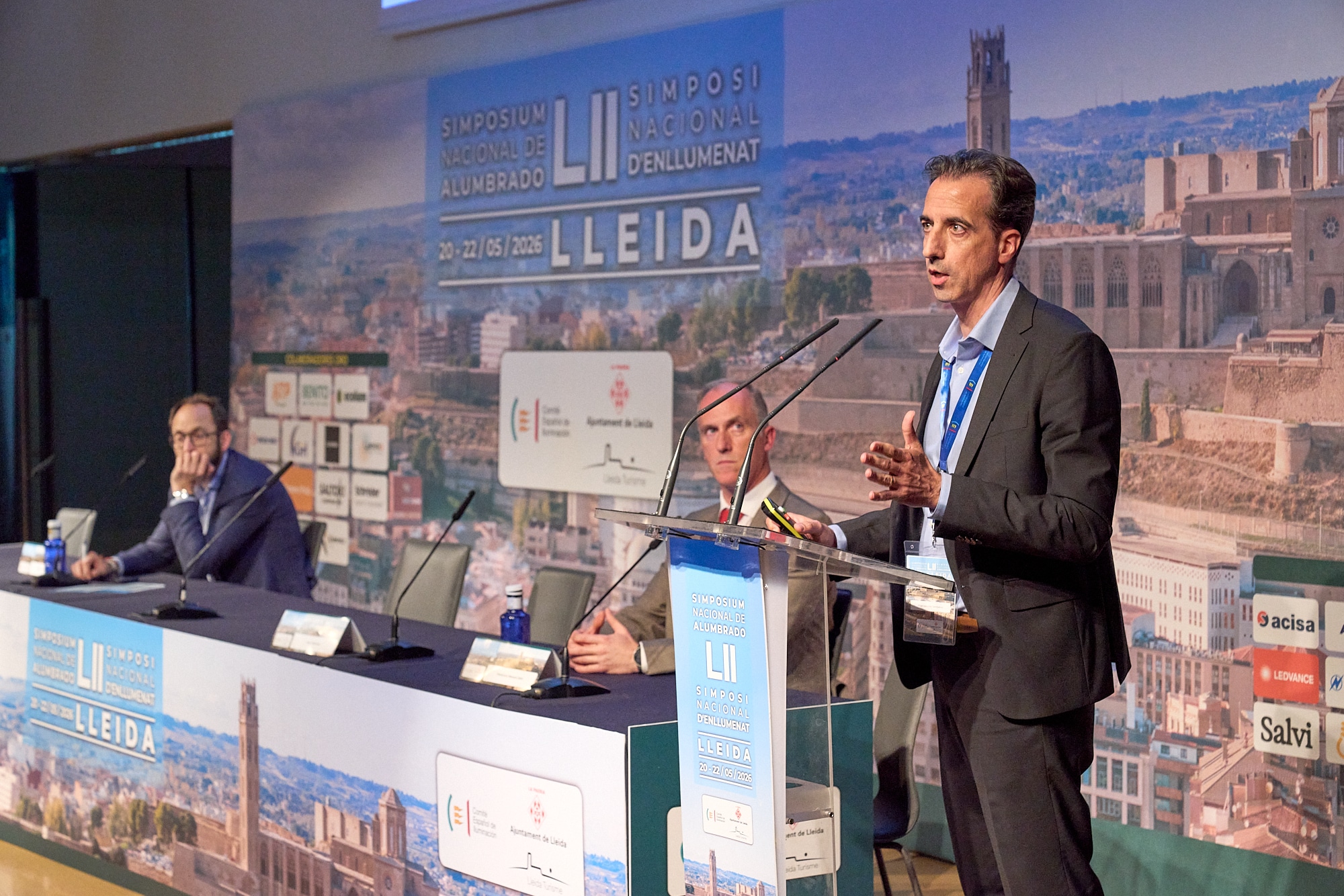 ILUMINACION LLEIDA 2439