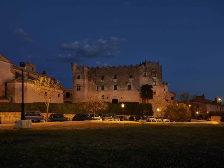 Carandini mejora la iluminación del Castillo de Altafulla, Tarragona, devolviéndole su magia
