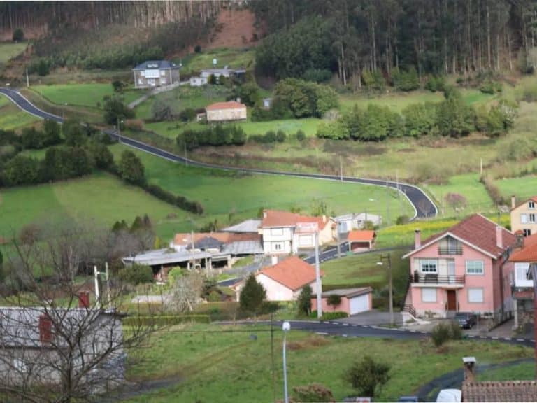 Los trabajos de renovación del alumbrado público en el Concello de Cerdido finalizan con éxito por parte de Aceinsa Movilidad