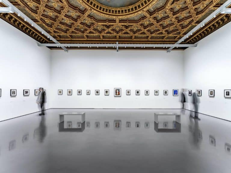 Erco revoluciona la iluminación del icónico Palazzo Grassi en Venecia
