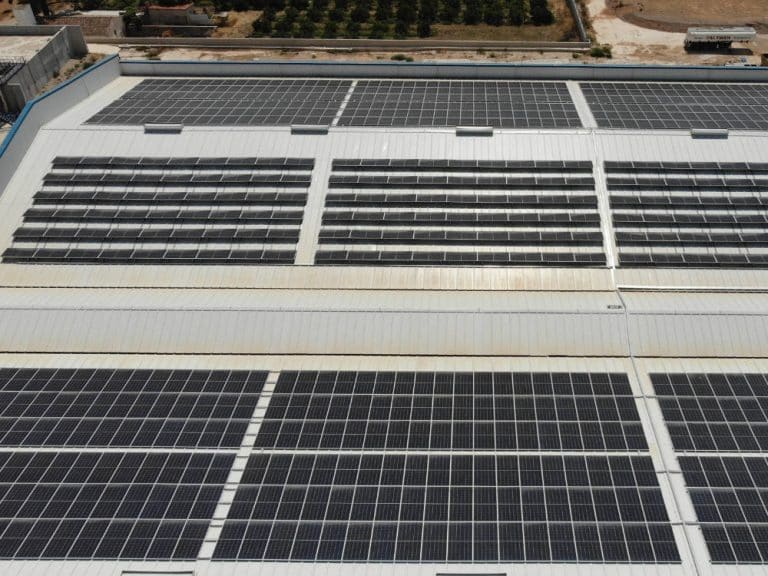 Edison Next desarrolla un doble proyecto fotovoltaico en la fábrica de Helados Estiu en Valencia
