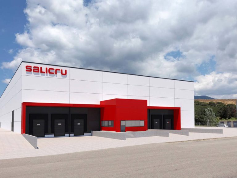 En construcción el nuevo almacén de Salicru en Santa María de Palautordera, Barcelona