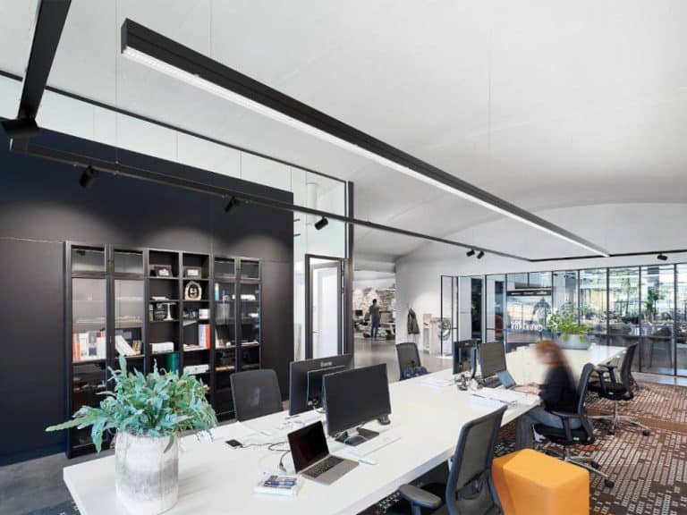 Experiencia y evolución se fusionan en la nueva luminaria E-Line Pro de Trilux