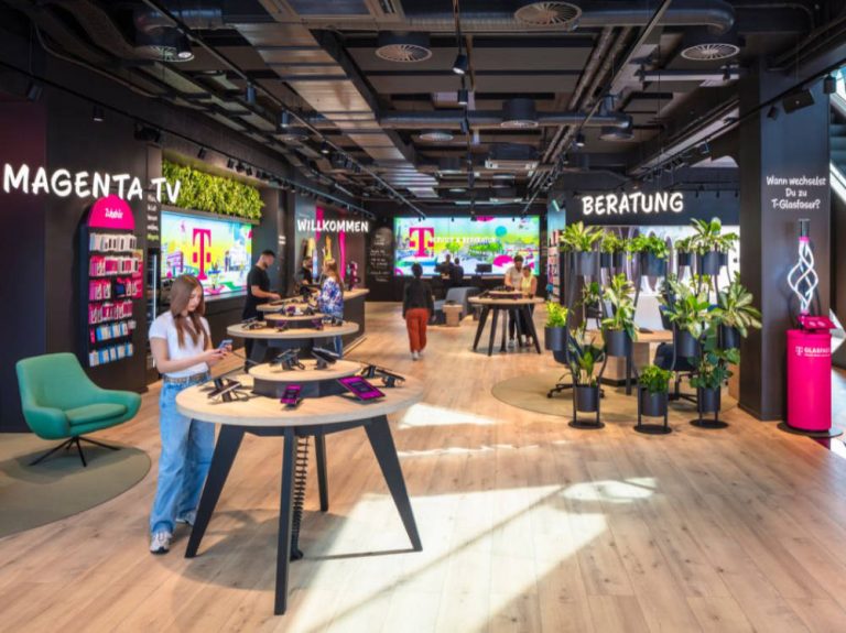 Telekom y Trilux redefinen la experiencia de compra Iluminación, diseño y sostenibilidad en Düsseldorf