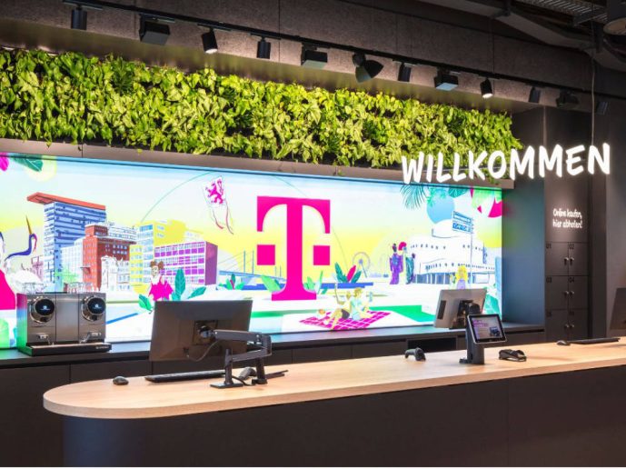Noticia 3 trilux telekom flagship store duesseldorf header 689x516