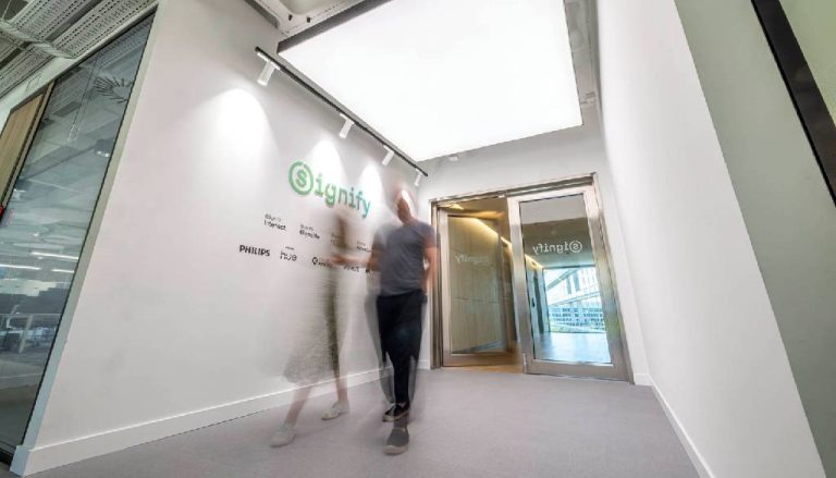 Signify inaugura nueva oficina en España: un espacio que redefine el bienestar, la innovación y la iluminación del futuro