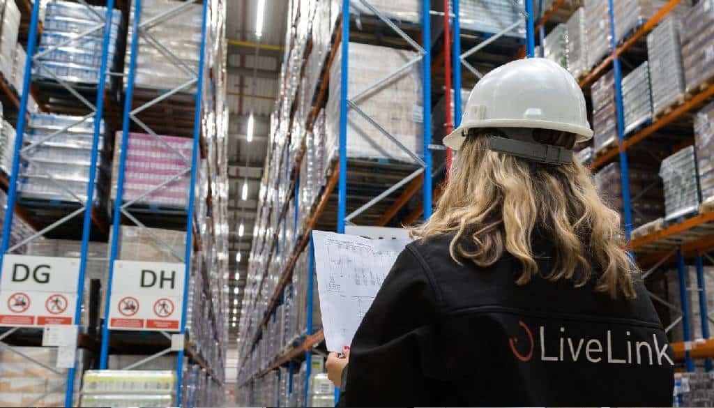 TRILUX reduce hasta un 80% los costes operativos de la iluminación en el centro logístico de Raben Group en Garching