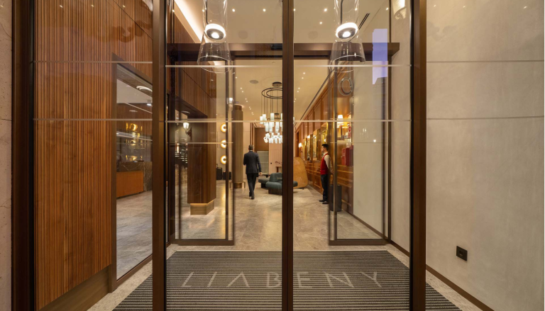 Hotel Liabeny Madrid: luz, calidez y confort para un clásico renovado