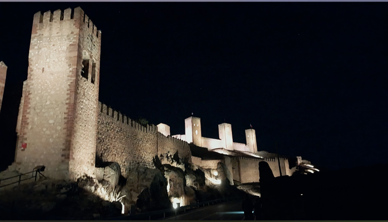 Molina de Aragón completa su skyline nocturno