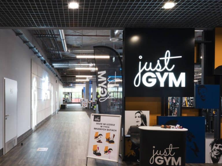 Just GYM Fitness apuesta por la tecnología y el diseño con la iluminación de Trilux